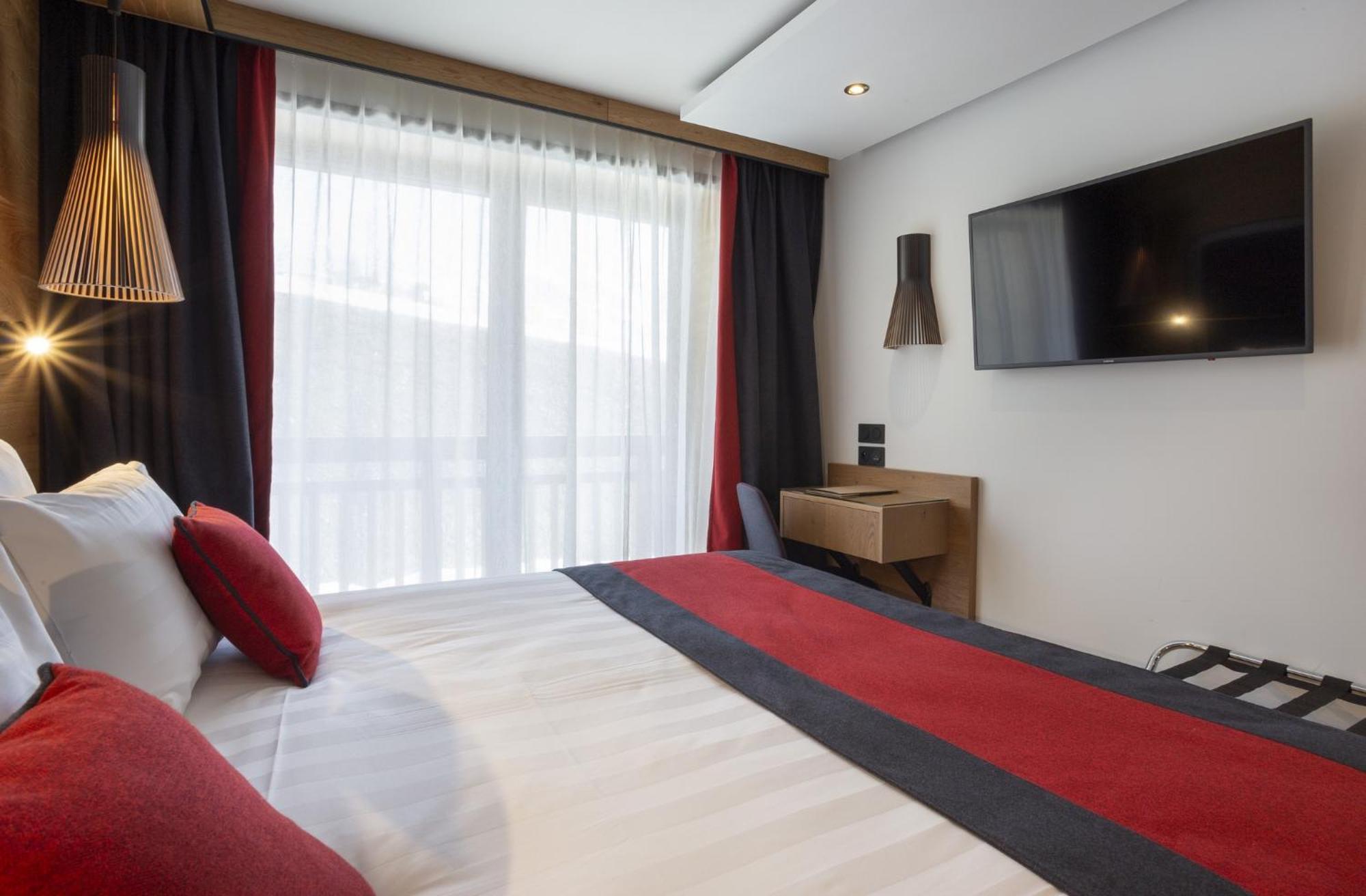 Hotel Alparena & Spa - 4 Etoiles لا روزيير المظهر الخارجي الصورة